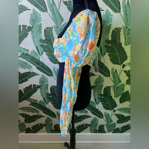 Berksha women’s blue Floral Puff Sleeve Crop Top Long Sleeve Small NWT - Picture 5 of 7